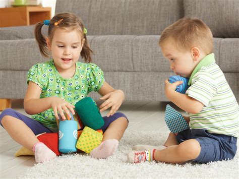 10 Ways to Entertain a Group of Kids | Scholastic | Parents