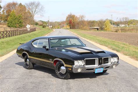 Car of the Week: 1971 Oldsmobile 442 coupe - Old Cars Weekly