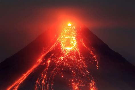 A volcano in the Philippines is threatening a major eruption