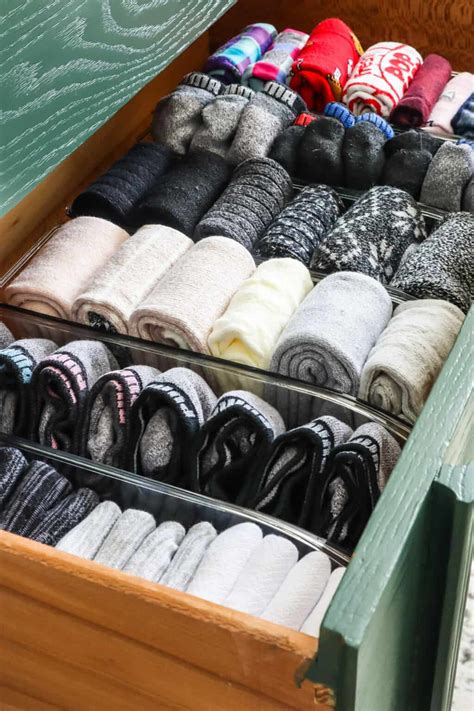 The Best Way to Organize Your Socks and How to Save Space - Practical ...