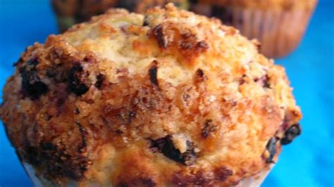 Lemon Crunch Blueberry Muffins Recipe - Food.com