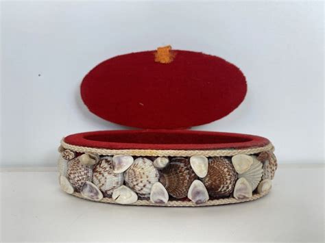 Contemporary american modern shell box oval