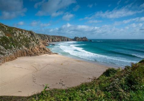 15 Best Beaches in Cornwall, England - Goats On The Road