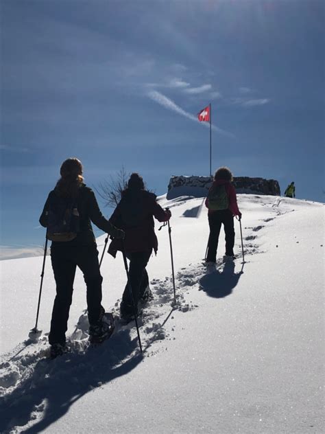 Switzerland winter activities | With Mountful Hikes! | Swiss Alps