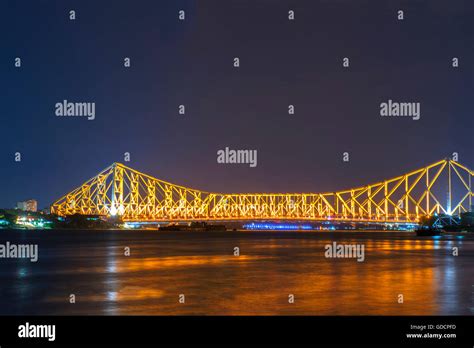 Howrah bridge for kolkata hi-res stock photography and images - Alamy