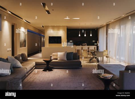 Modern open floor plan Stock Photo - Alamy