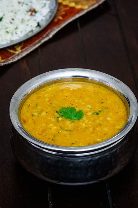 Urad Dal Recipe (Dhaba Style) - Spice Up The Curry