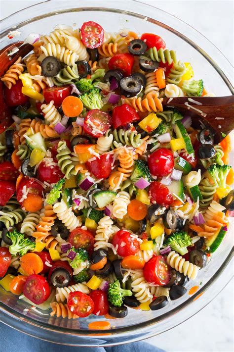 Garden Veggie Pasta Salad | Easy pasta salad recipe, Vegetarian pasta salad, Veggie pasta salad