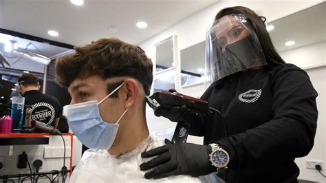 Study: 2 hair stylists had COVID-19 but masks kept clients healthy