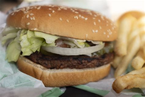 Sysco launches Simply meatless burger patty [Video]