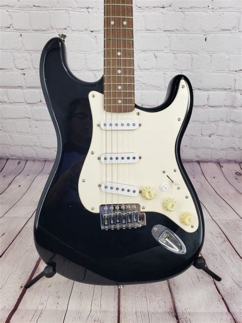 Fender Starcaster Stratocaster - Modded - Hank's Guitar Shop