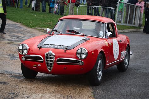 1963 Alfa Romeo Giulia Spider | With a hard top. Taken durin… | Flickr