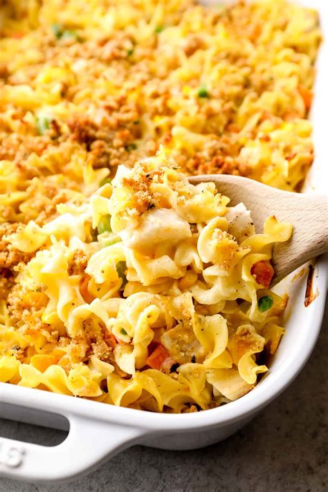 Chicken Noodle Casserole Recipe - Easy Chicken Recipes