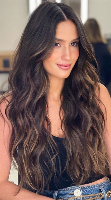 Best Brown Hair Colour Ideas with Highlights and Lowlights : Dark Chocolate Long Hair Beauty