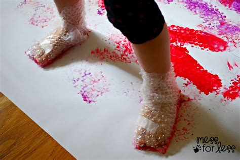 Bubble Wrap Stomp Painting - Mess for Less