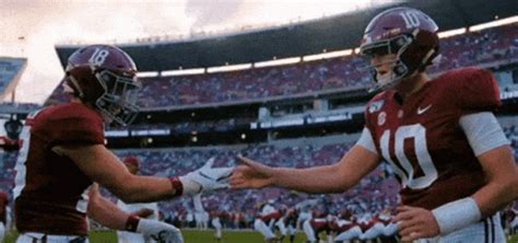 Mac Jones Alabama Crimson Tide GIF - Mac Jones Alabama Crimson Tide ...