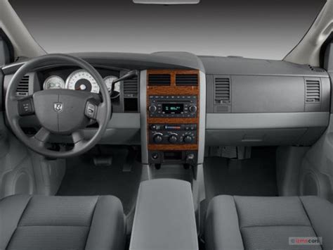 2008 Dodge Durango - Information and photos - MOMENTcar