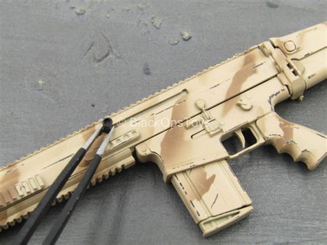 RIFLE - Striped Desert Camo Scar-H w/Folding & Extending Stock ...