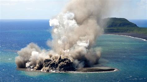 Underwater volcanic eruption gives birth to new island in the Pacific ...