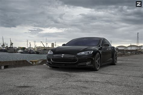 Street Dancer: Bespoke Black Tesla Model S | CARiD.com Gallery