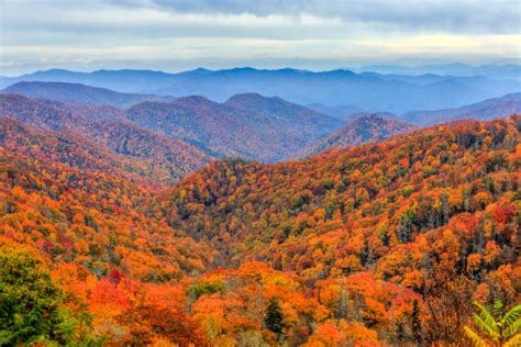 25,900+ Appalachian Mountains Fall Stock Photos, Pictures & Royalty ...