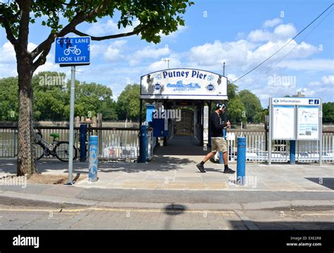 Putney Pier, Putney, London, England, UK Stock Photo - Alamy