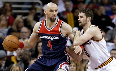 Marcin Gortat packs a wallop in his return to the court | FOX Sports