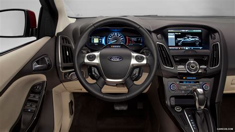 2015 Ford Focus Electric - Interior | Caricos