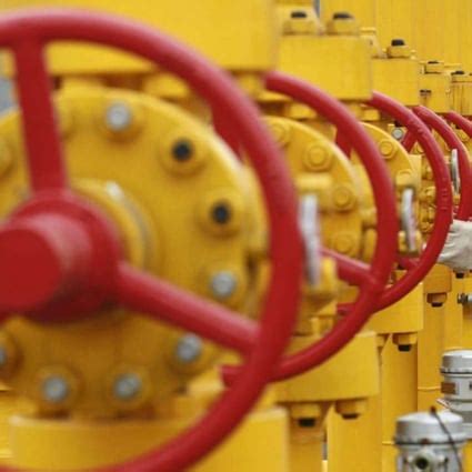 Shares in Chinese oil titans gain on pipeline sale prospects | South China Morning Post