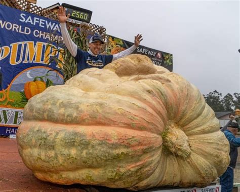 North America's largest pumpkin is now the world's largest jack-o ...