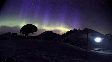 Stunning time-lapse footage of the Northern Lights above the Rockies (VIDEO) | Curated