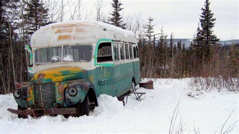 Deaths prompt Alaska officials to remove 'Into the Wild' bus | CTV News