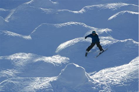 Coldest place on Earth: Frozen destination in Michigan's Upper ...