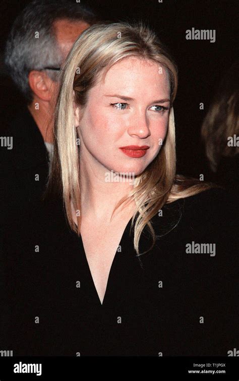 The bachelor 1999 renee zellweger hi-res stock photography and images ...