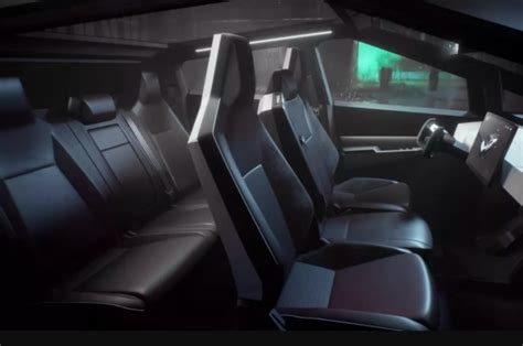 2021 Tesla Cybertruck vs. 2021 Rivian R1T | Digital Trends