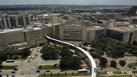 Parkland puts former campus in Dallas' Medical District on the market ...