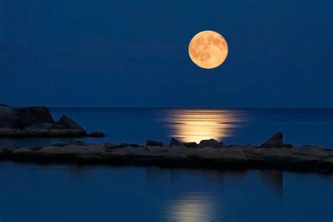 Super Moon May 2012 | Moon over water, Beautiful moon, Full moon