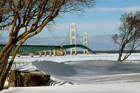 Seasonal Views Gallery | Mackinac Bridge Authority