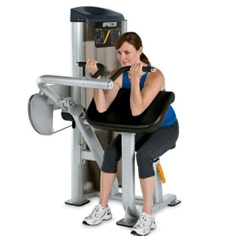 Bicep Curl Machine by Katie Collins - Exercise How-to - Skimble