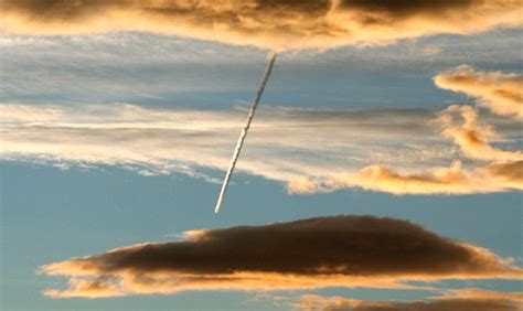 An older, but awesome shot of a meteor burning up in the atmosphere ...