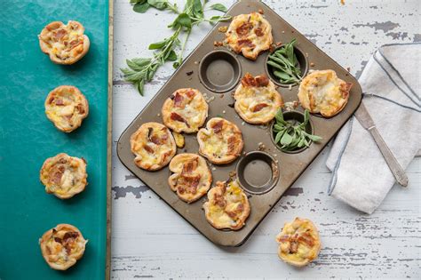 Mini Quiches with Bacon, Leek, Mushroom and Cheese - Roth Cheese