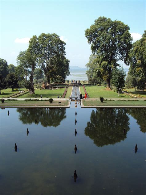 SRINAGAR PACKAGE - Akshar Tours