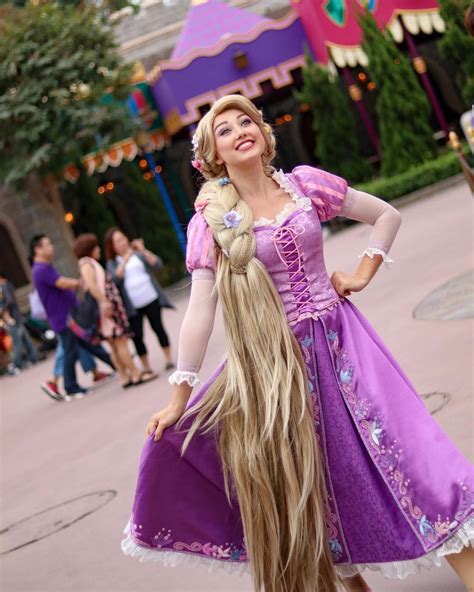 Rapunzel ~ Disneyland face character Disney Rapunzel, Princess Rapunzel, Disney Princess ...