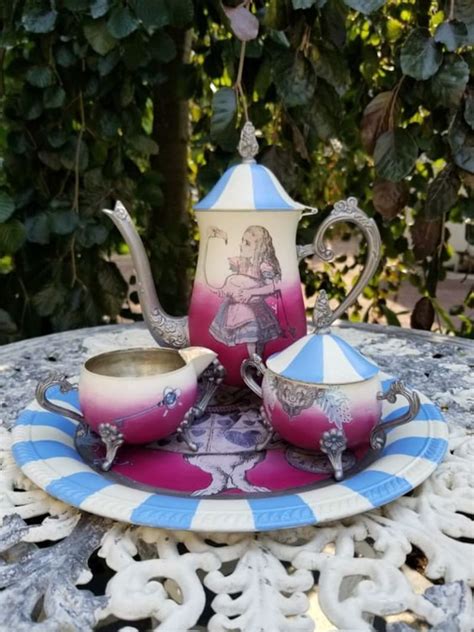 Alice in Wonderland Mini Tea Set - Etsy