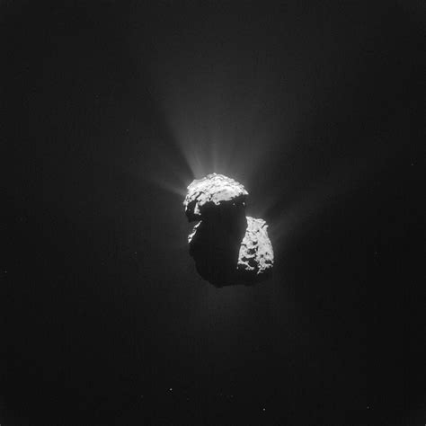 Comet 67P on 14 June 2015 | NAVCAM image of Comet 67P/C-G ta… | Flickr