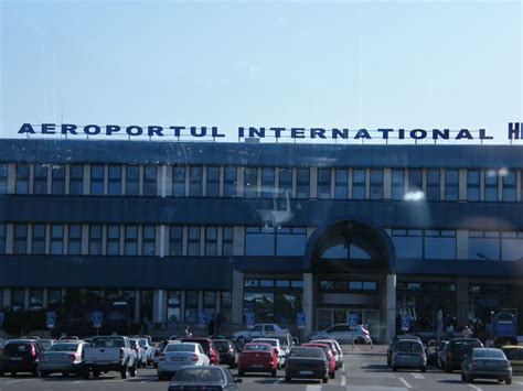 S14E4: romania - bucharest - international airport. Fly to Moscow then ...