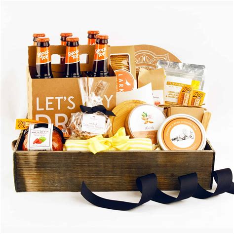 5 Best Gift Basket Ideas for Beer Lovers – Eric’s Gourmet Root Beer Blog