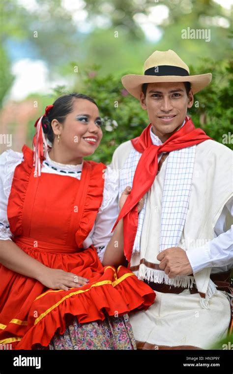 Colombia Traditional Clothing For Men