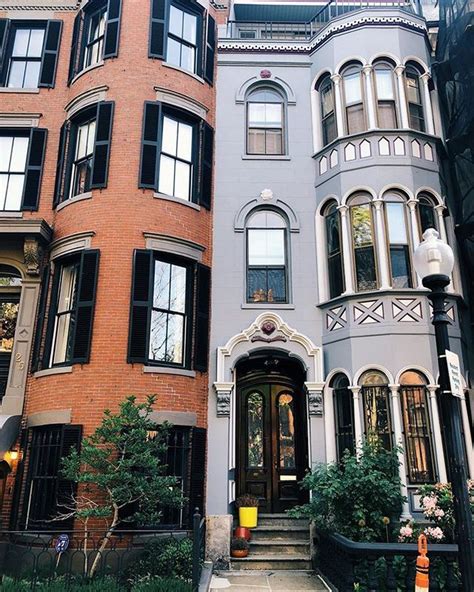 Pin by Kaitie 🌻 on ·places to go, things to see· ️ | Boston brownstone, Federal architecture ...