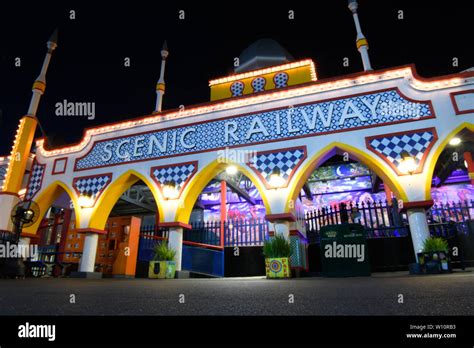 The vibrant colours of an amusement park at night (Luna Park Stock Photo - Alamy